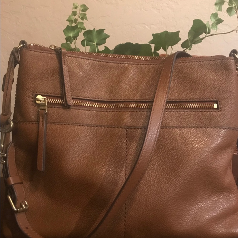 Fossil Fiona Crossbody